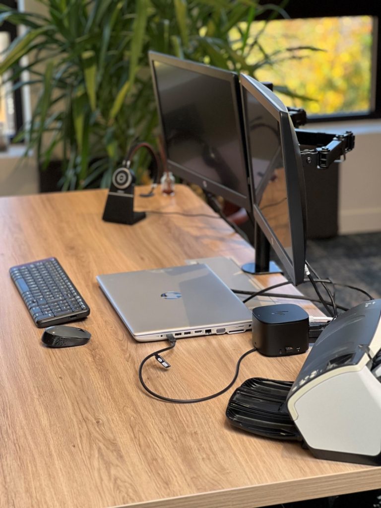 LEGATIS Notaires Poste de travail