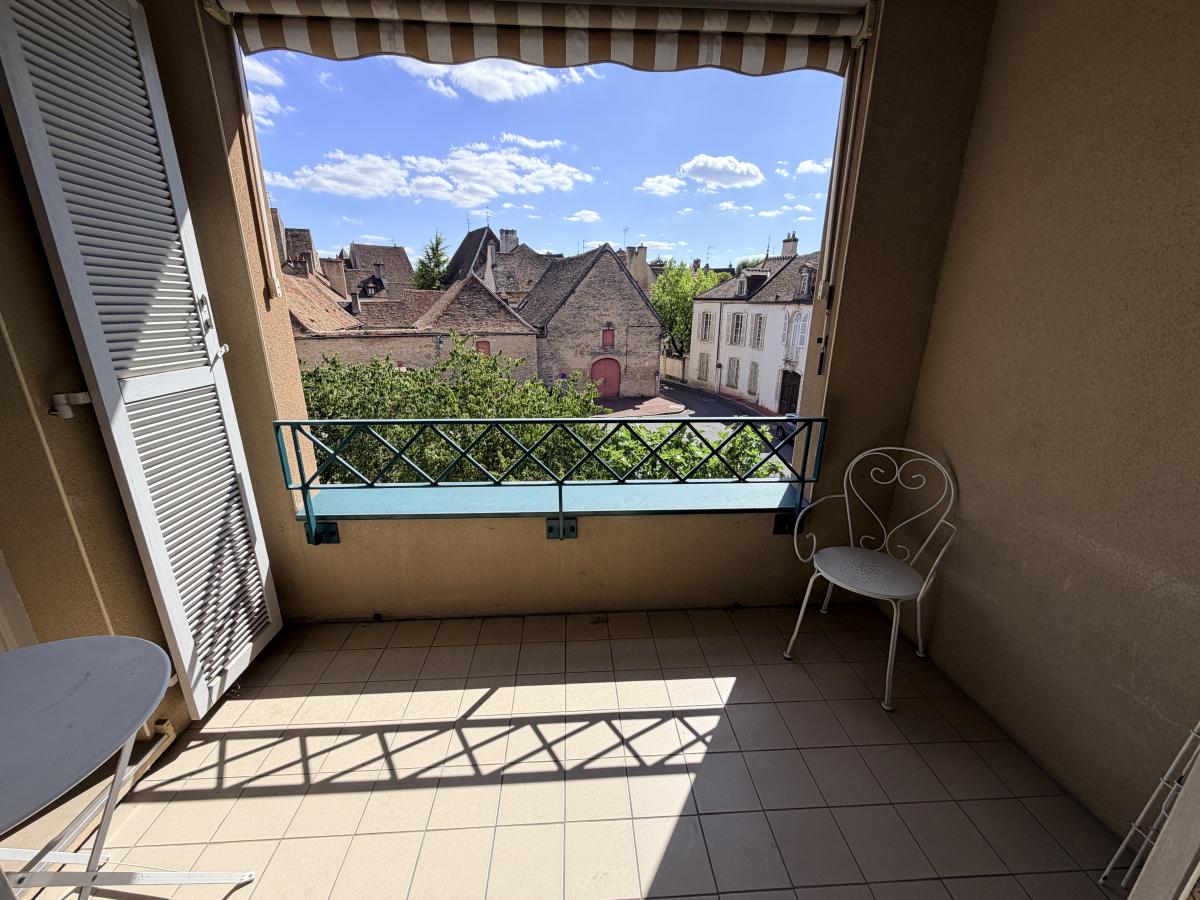 appartement - 90.22 m² - Beaune