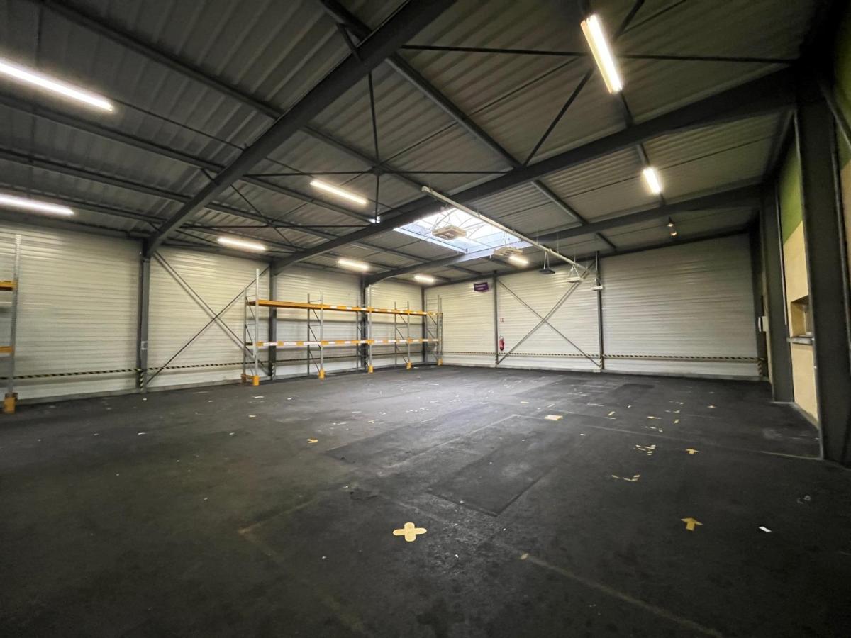 autre - 850 m² - Dole