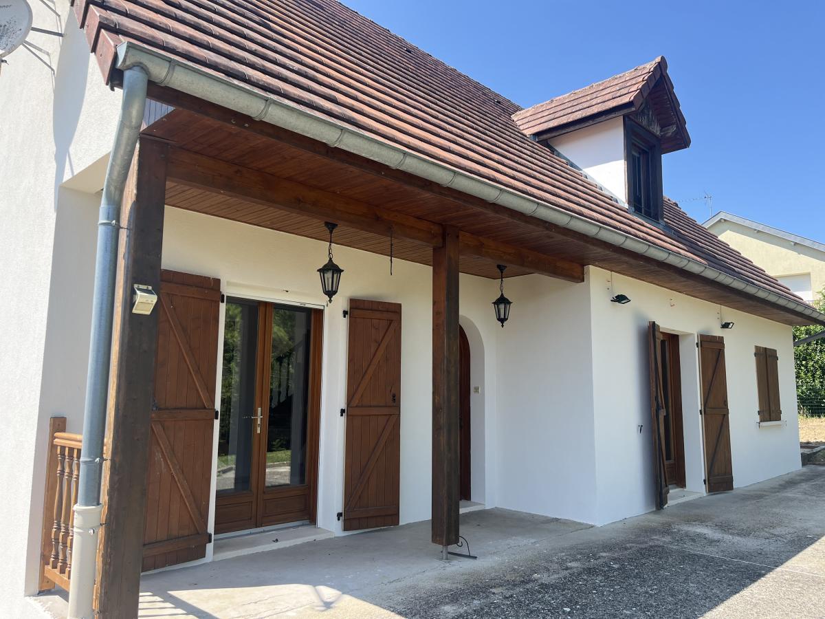 maison - 130 m² - Falletans