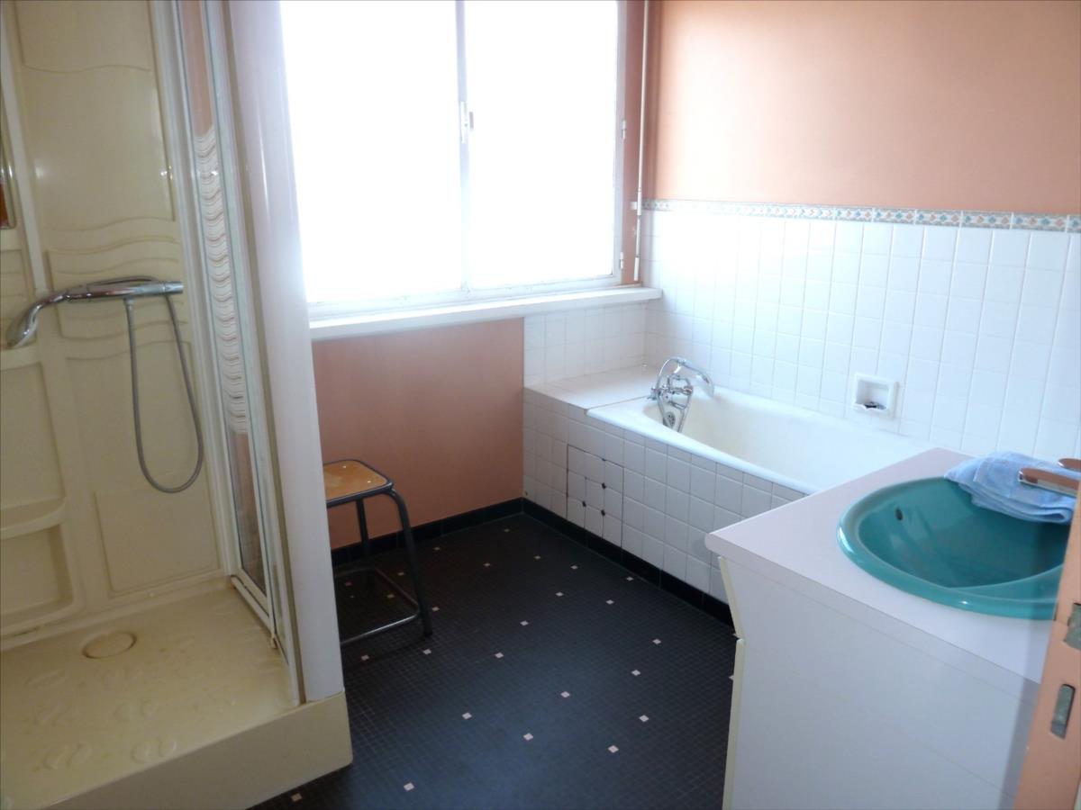 TALANT,  appartement TYPE IV
