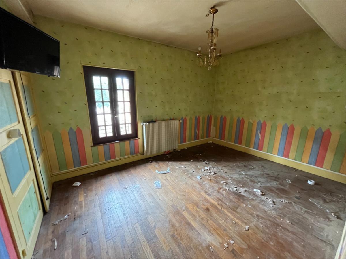 SEURRE Maison ancienne de ville 166 m²