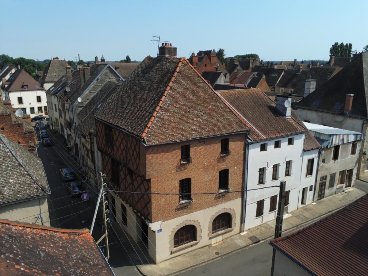 Maison - 6 pièces