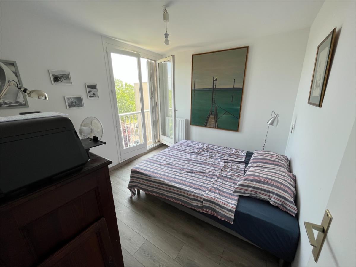 BEAUNE appart de 94m² ascenseur proche ttes commodités