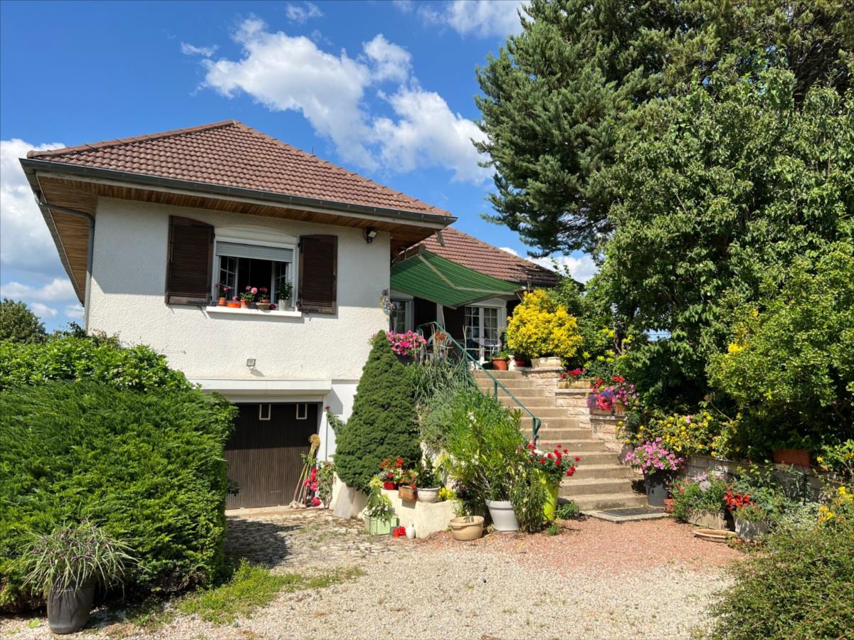 BLIGNY LES BEAUNE maison 100 m² hab sous sol terrain 1600 m²