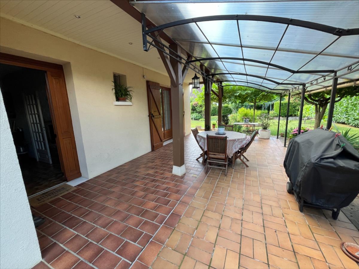 BEAUNE maison 130 m² hab possible 35 m² en + ter 1000 m²