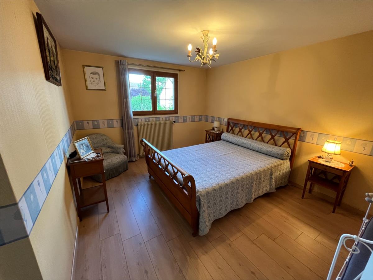 BEAUNE maison 130 m² hab possible 35 m² en + ter 1000 m²