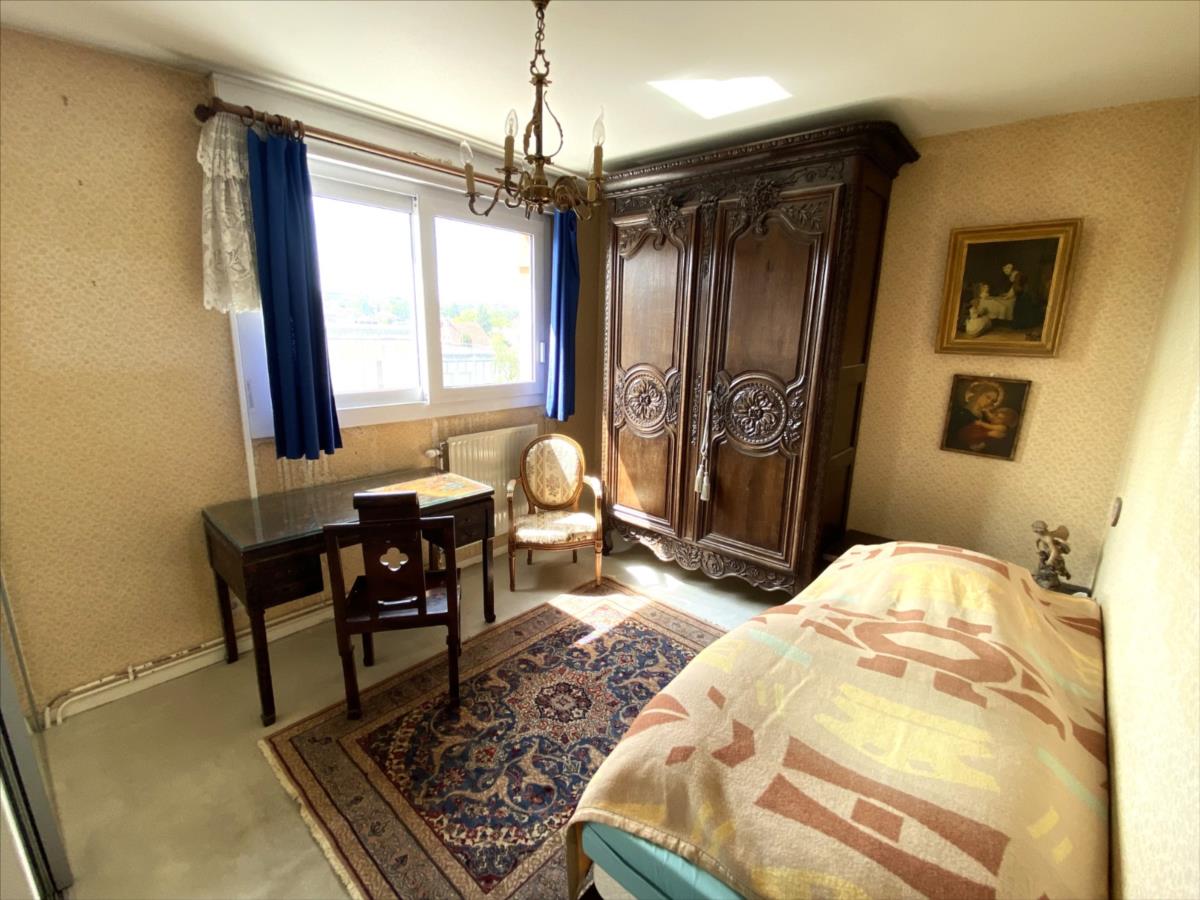 Appartement type 6 DIJON/TALANT