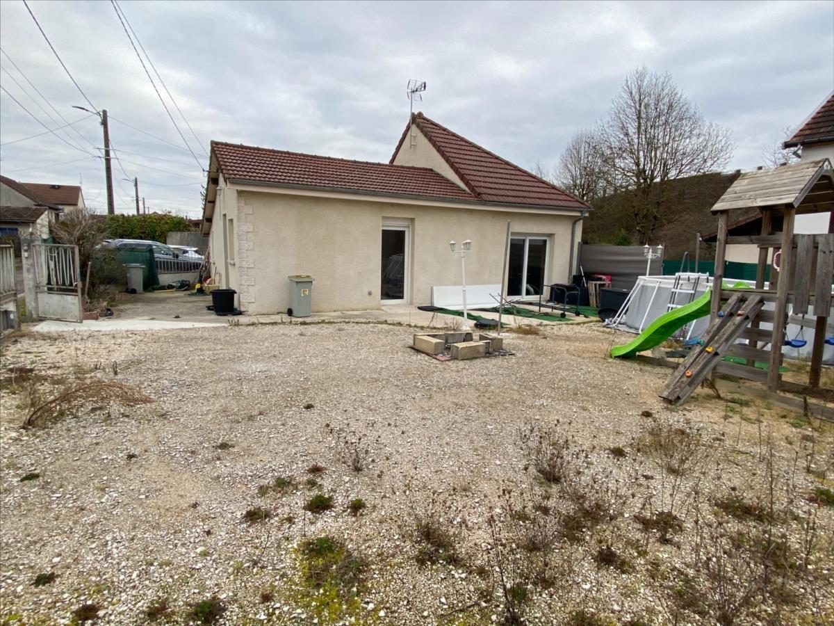 Maison - 3 pièces