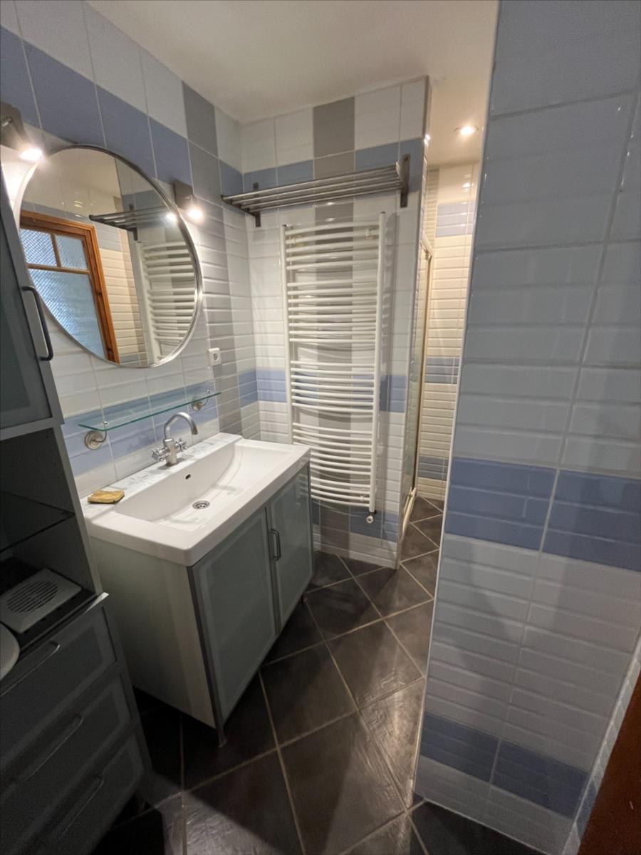 NUITS SAINT GEORGES 10 kms Prop 327 m² hab terrain 2300 m²