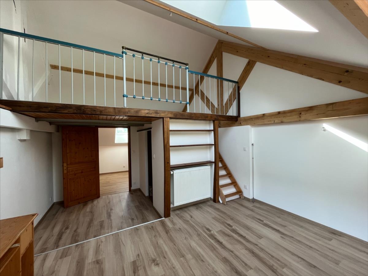 NUITS SAINT GEORGES 10 kms Prop 327 m² hab terrain 2300 m²