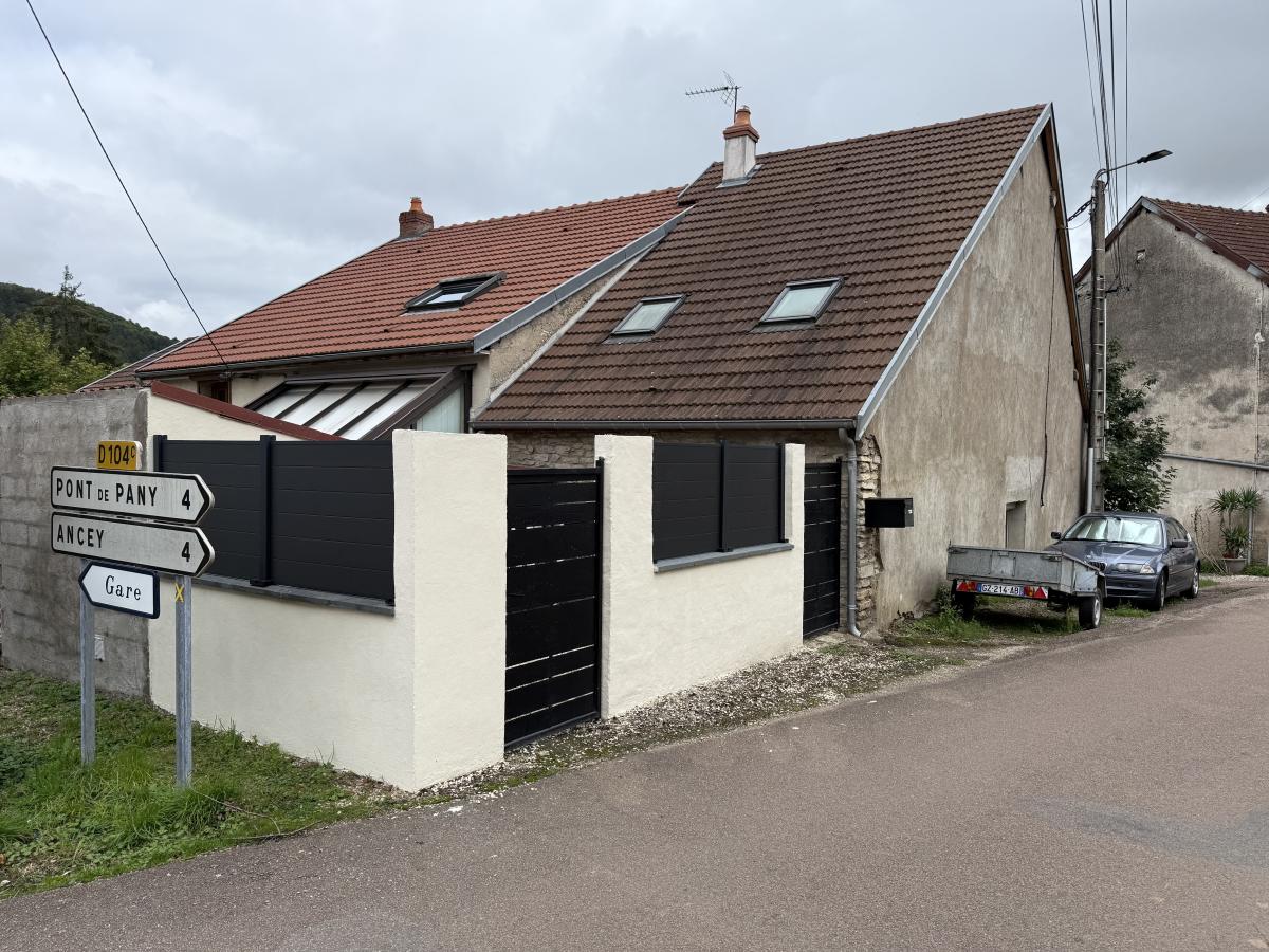 maison - 85 m² - Mâlain