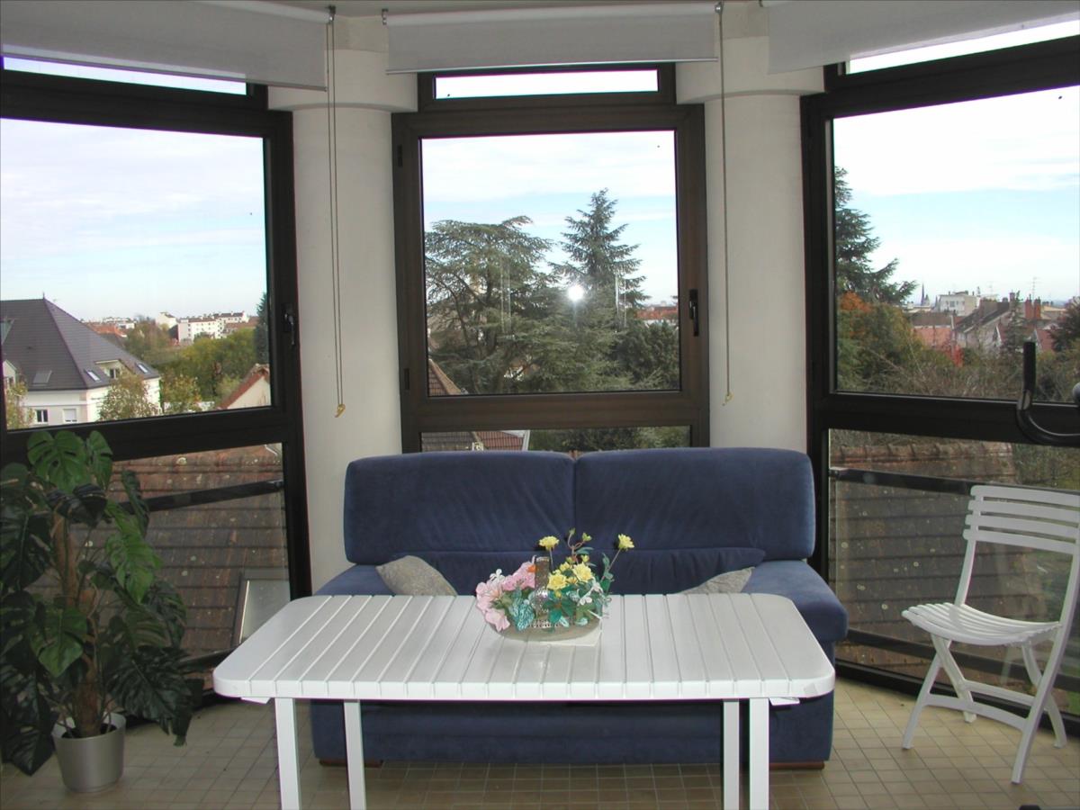 appt type II avec loggia fermée, cave, Résidence avec Services