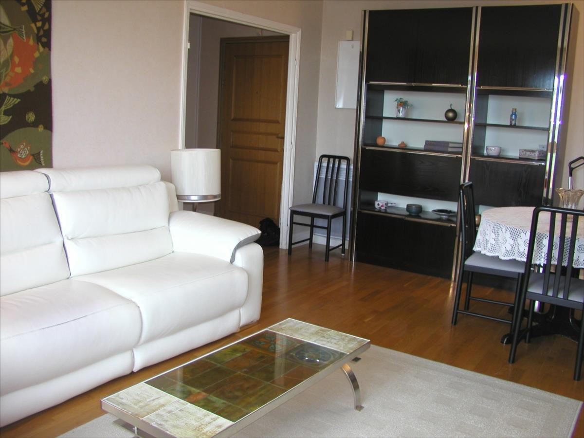 appt type II avec loggia fermée, cave, Résidence avec Services