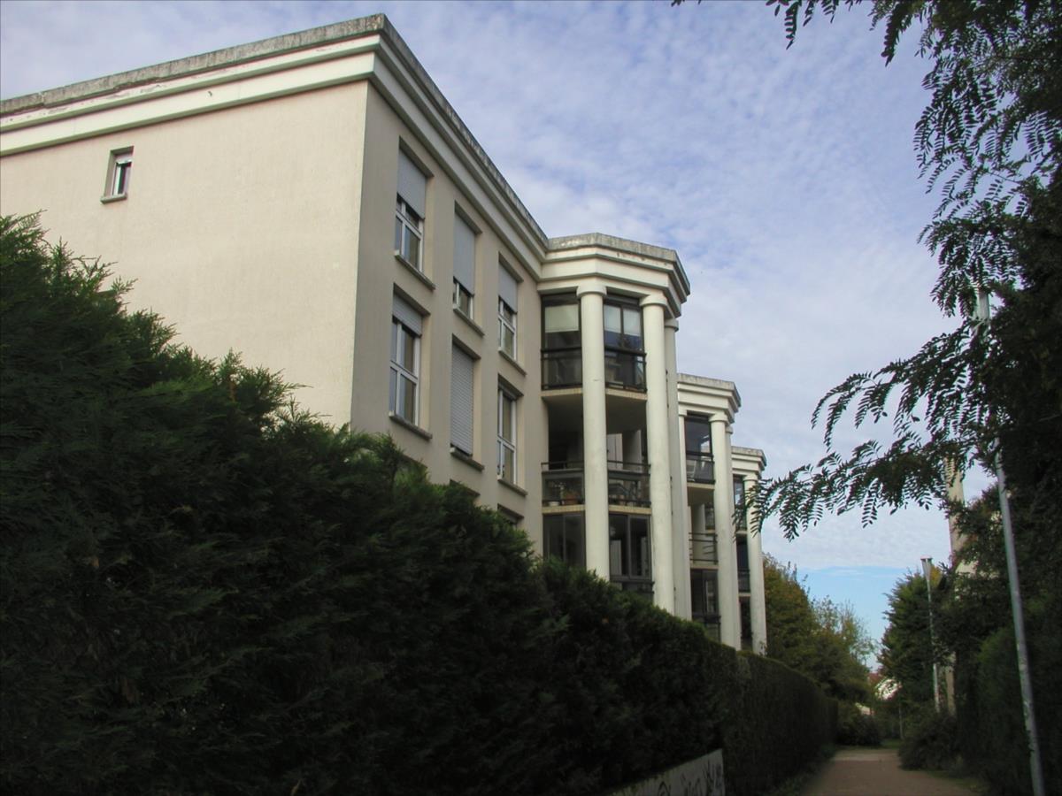 appt type II avec loggia fermée, cave, Résidence avec Services