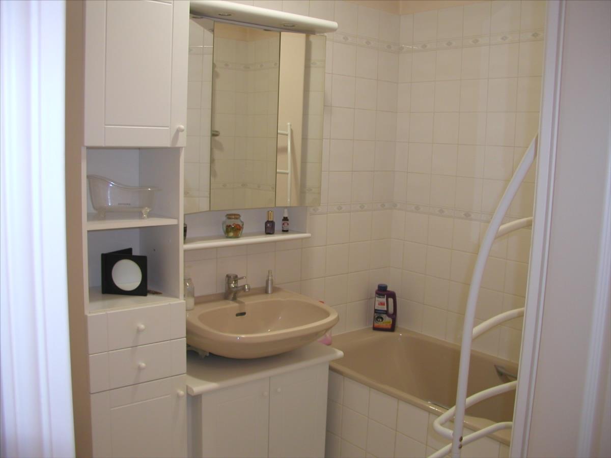 appt type II avec loggia fermée, cave, Résidence avec Services