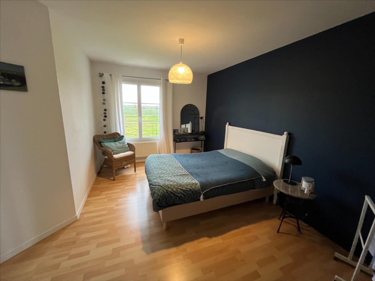 NUITS SAINT GEORGES 3kms maison 138 m² hab 1400 m² terrain