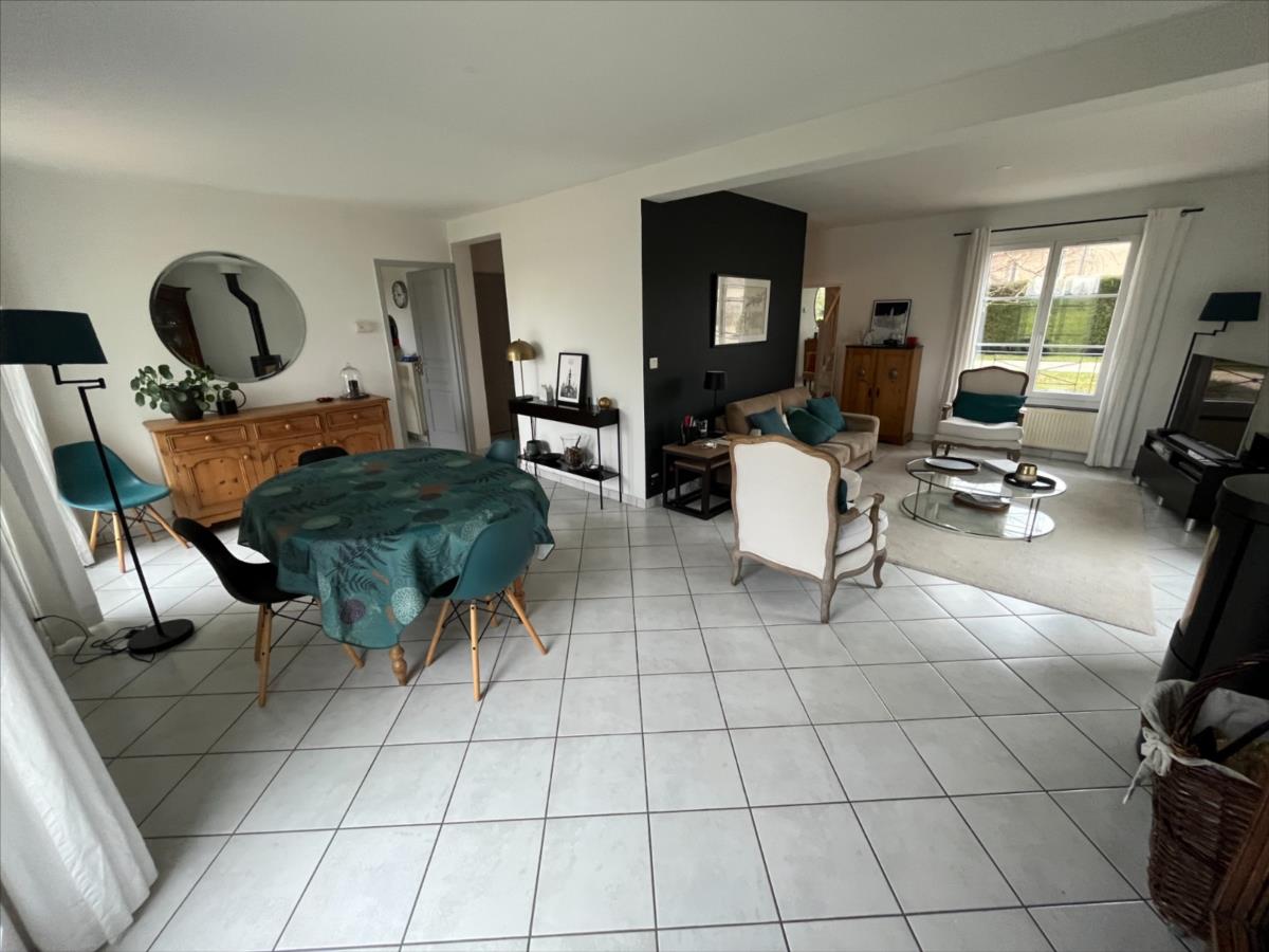 NUITS SAINT GEORGES 3kms maison 138 m² hab 1400 m² terrain