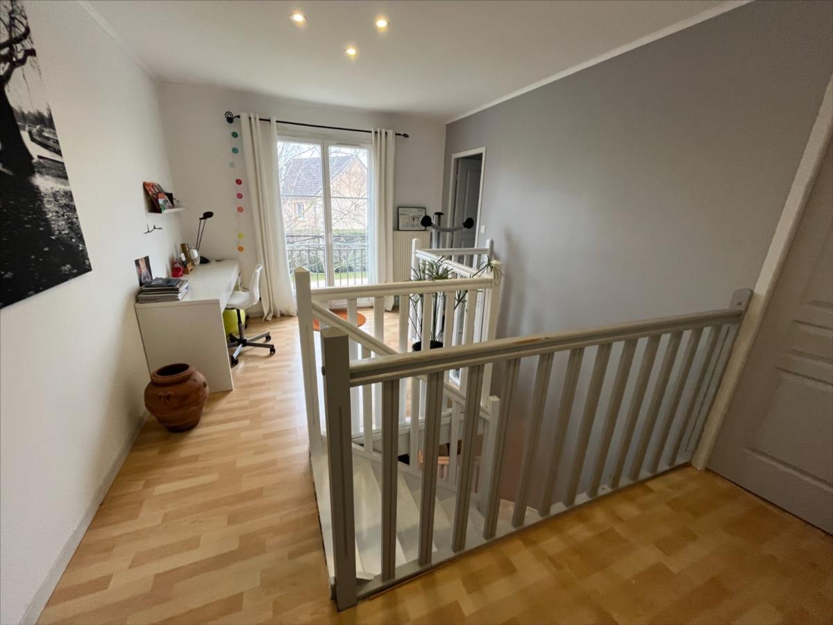 NUITS SAINT GEORGES 3kms maison 138 m² hab 1400 m² terrain
