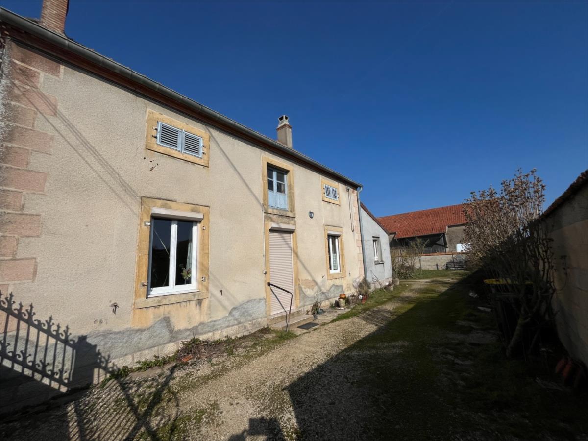Maison - 4 pièces