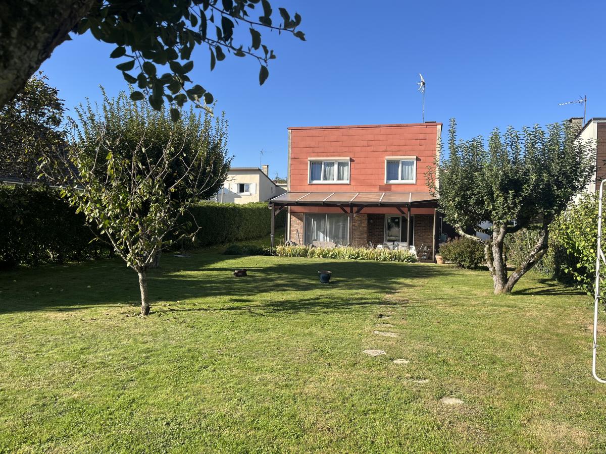 maison - 95 m² - Dole