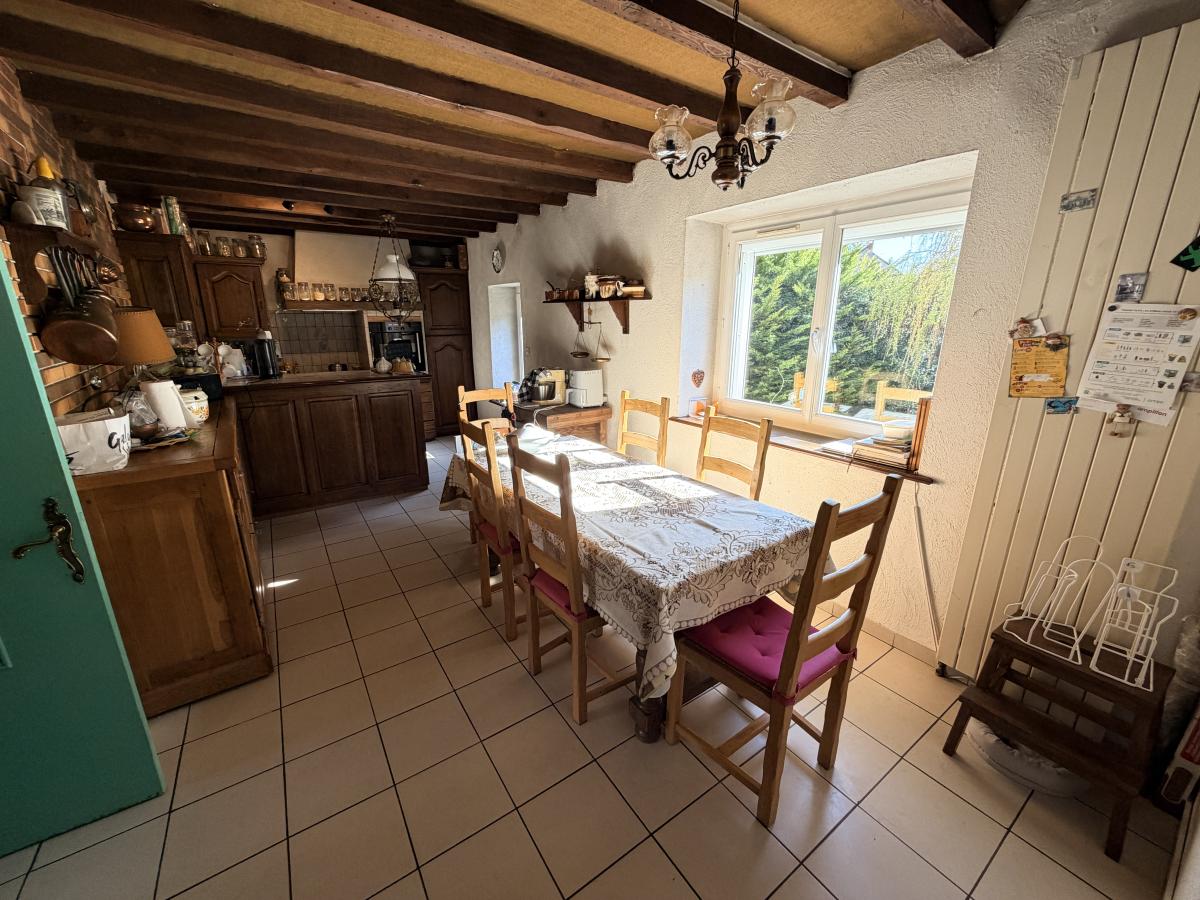 maison - 231.92 m² - Arcenant