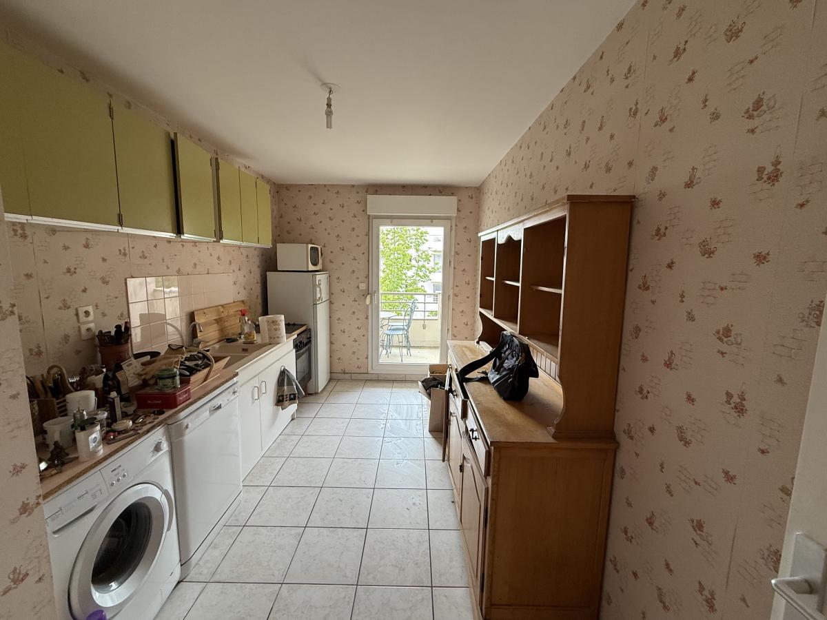 appartement - 80.59 m² - Dijon