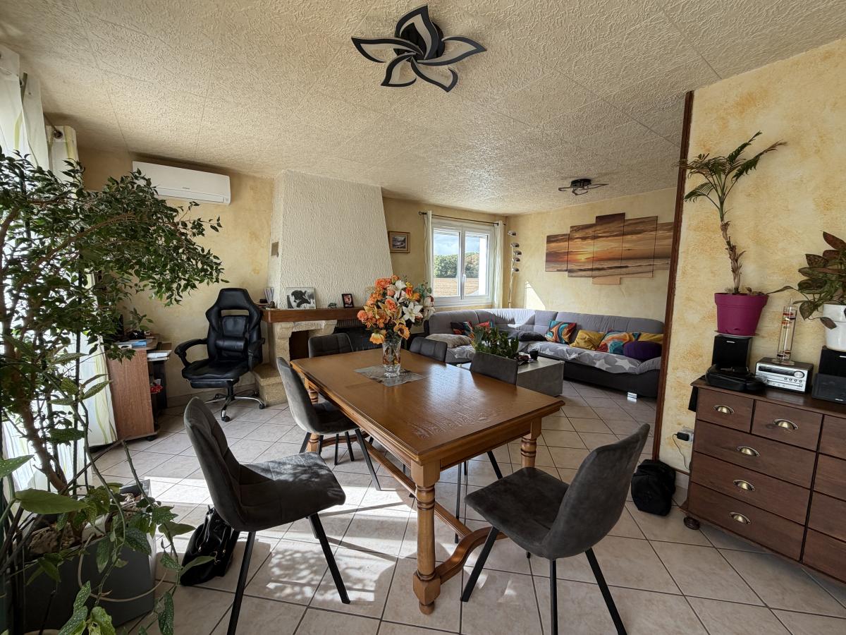 maison - 90 m² - Izeure