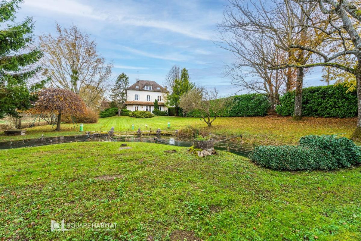 maison - 212 m² - Beaune