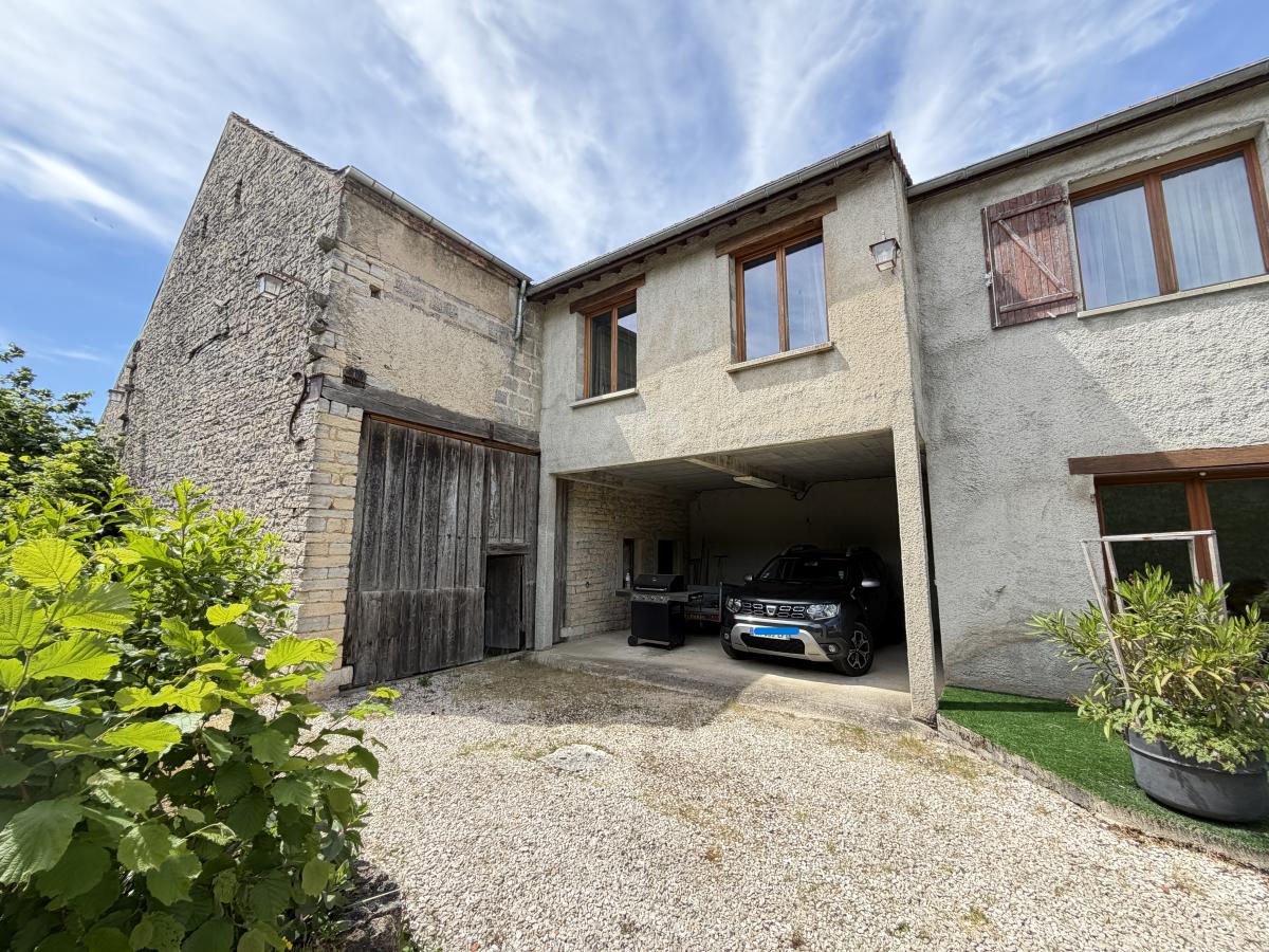maison - 201 m² - Longecourt-en-Plaine