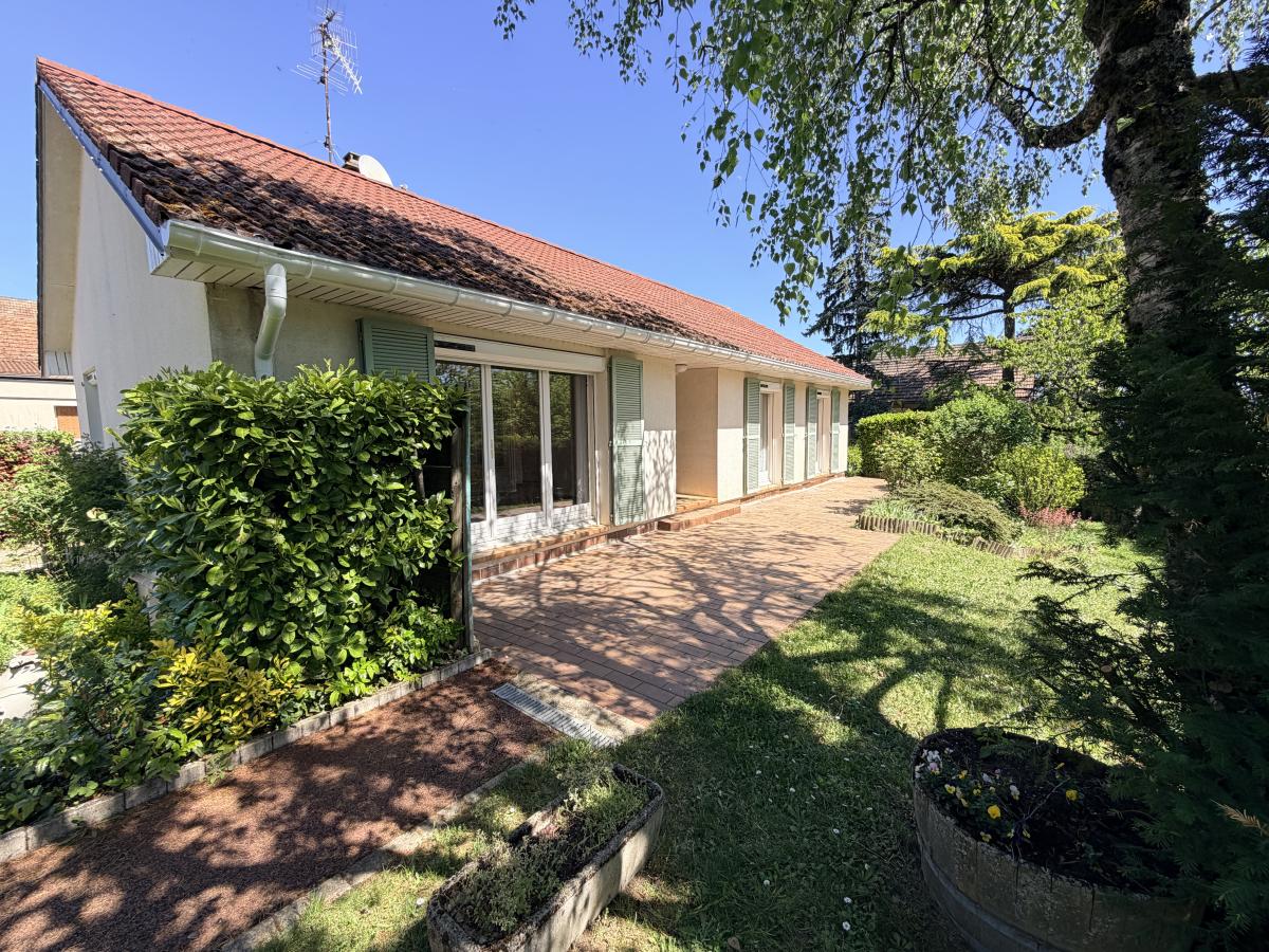 maison - 106.88 m² - Fixin