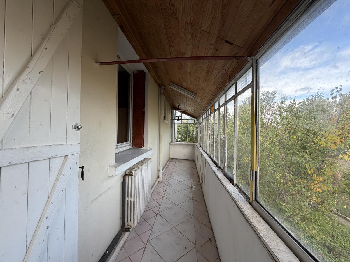 maison - 110 m² - Longeault