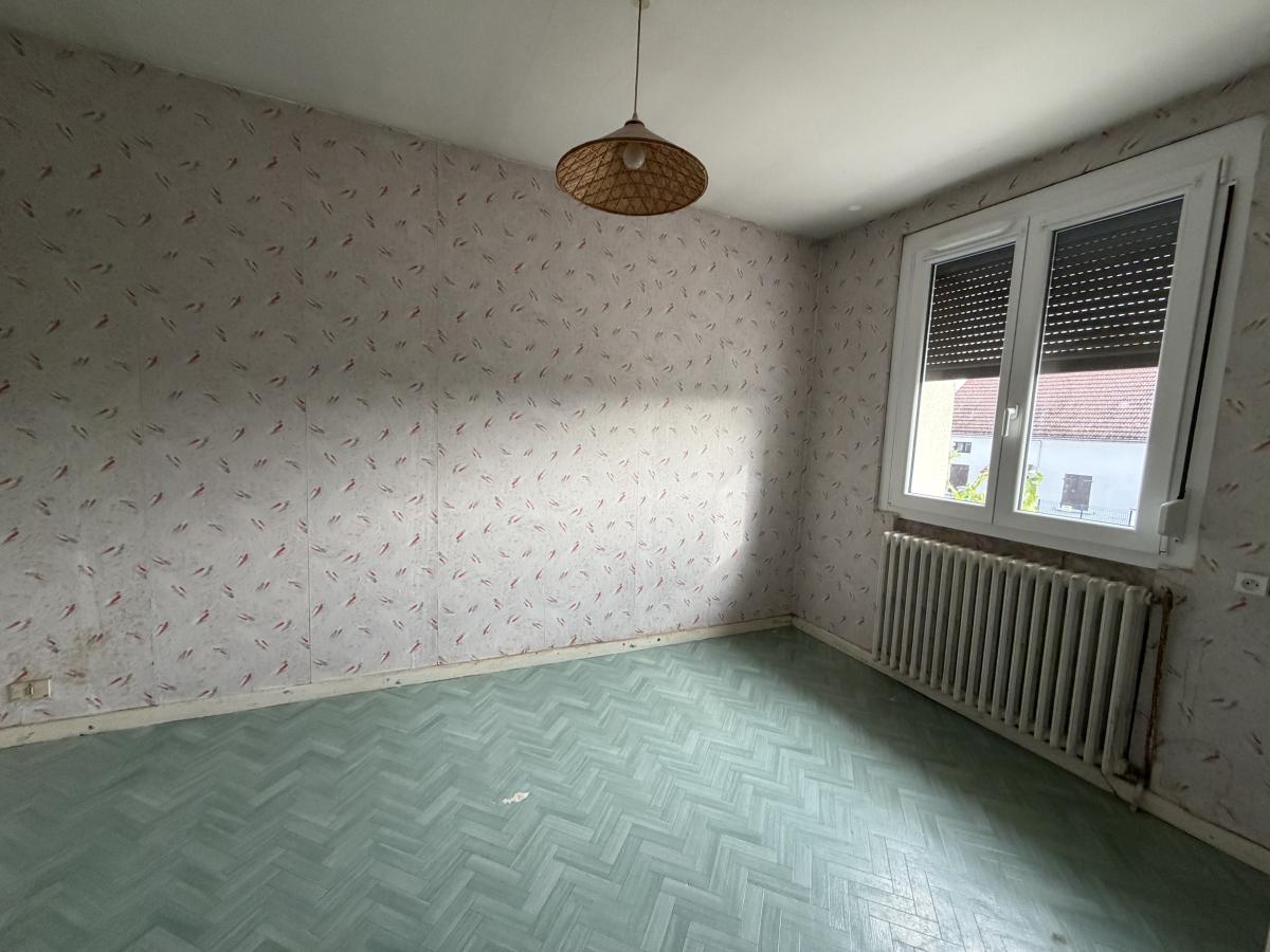 maison - 110 m² - Longeault