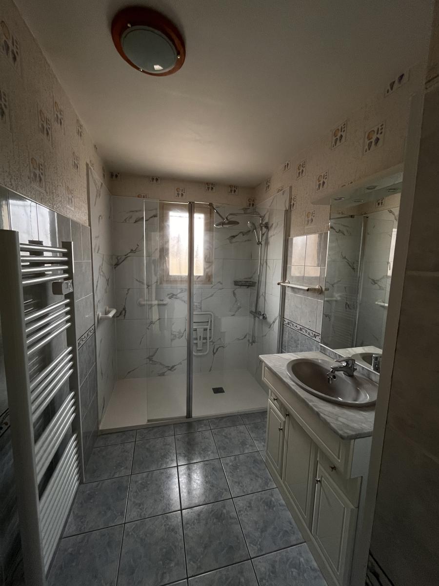 maison - 90 m² - Izeure