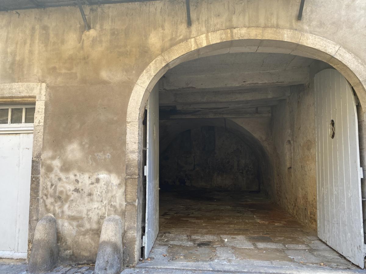 garage - 50 m² - Dole