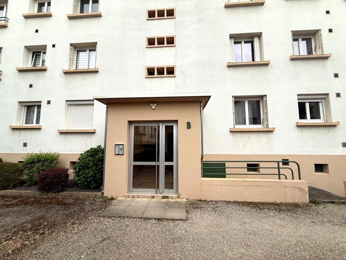 maison - 53.89 m² - Dijon