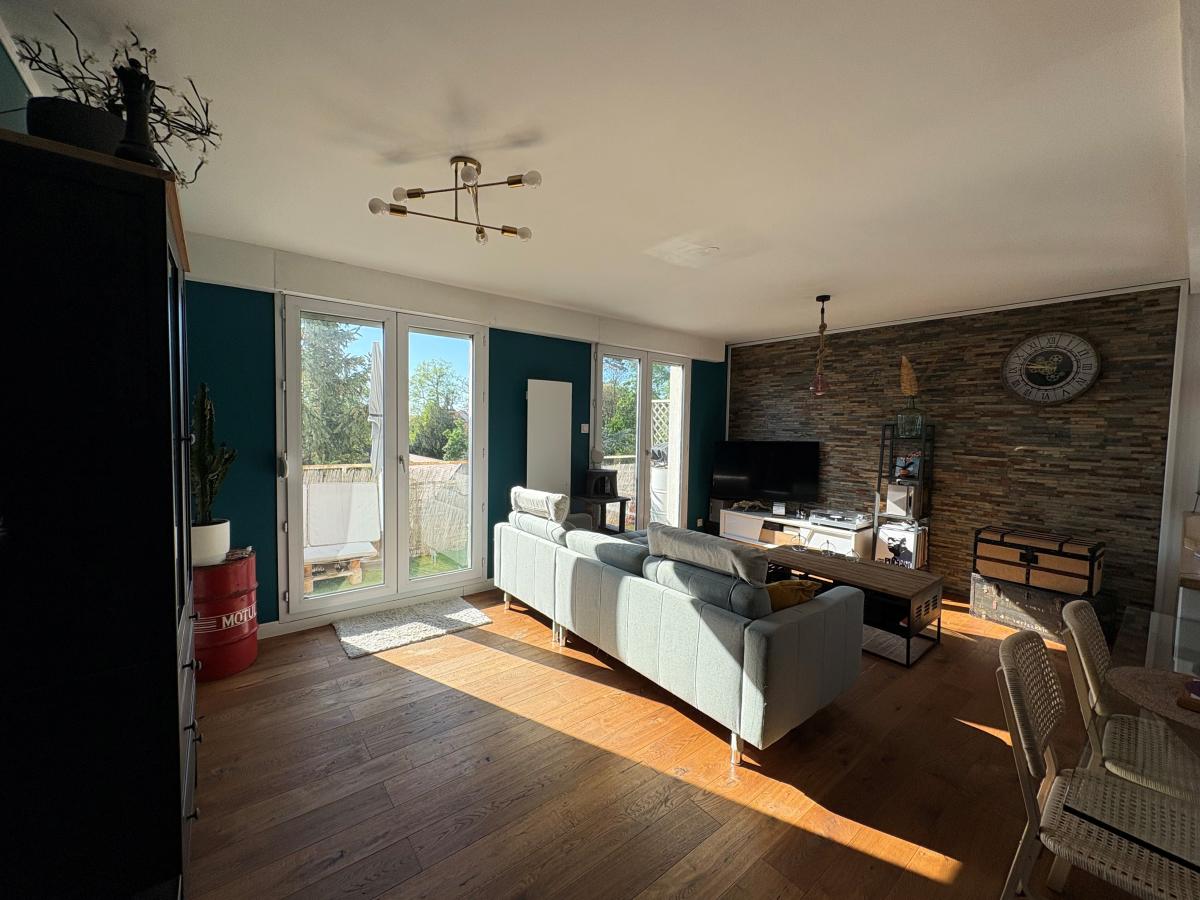 appartement - 68.59 m² - Longvic