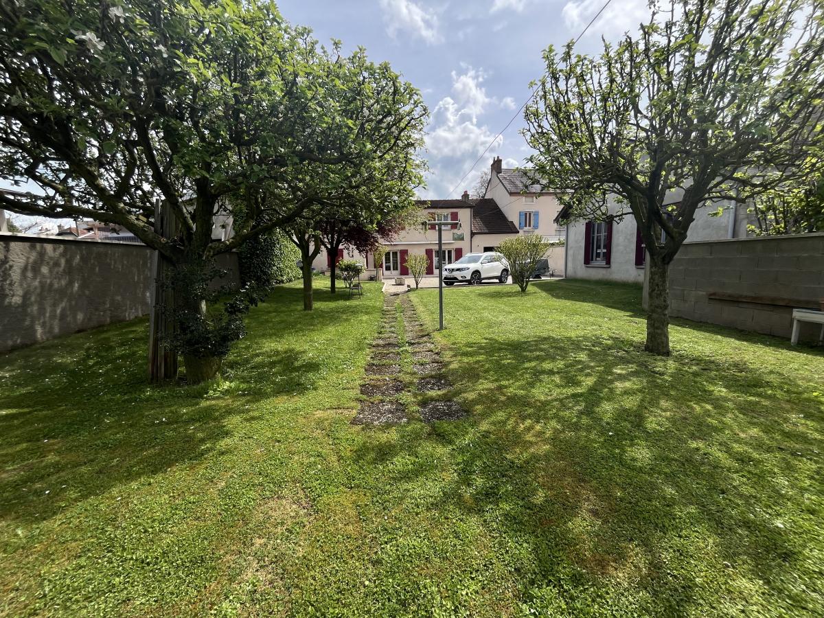 maison - 220 m² - Genlis