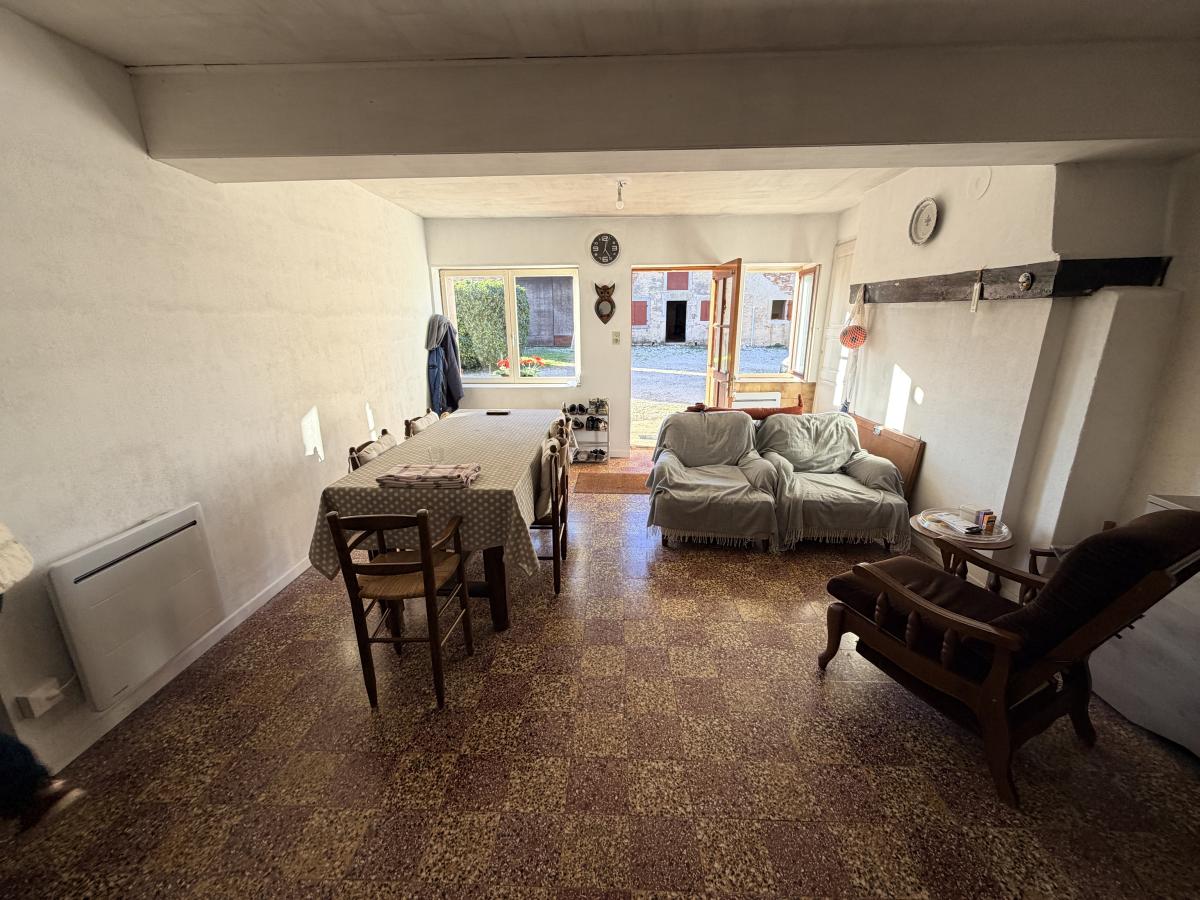 maison - 155.96 m² - Saint-Gervais-en-Vallière