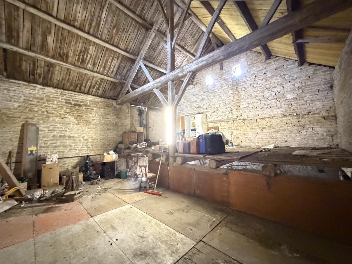 maison - 201 m² - Longecourt-en-Plaine