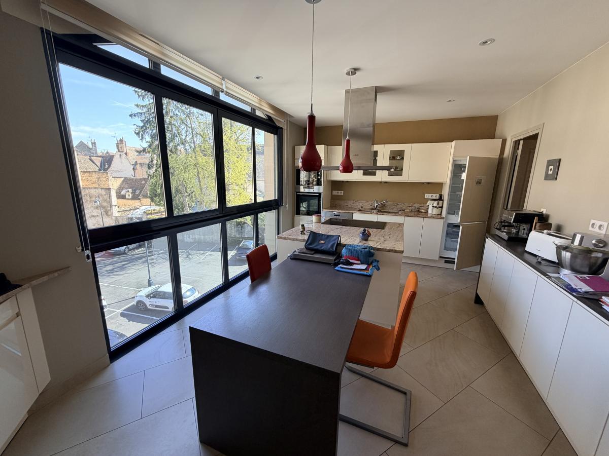 appartement - 170.9 m² - Beaune